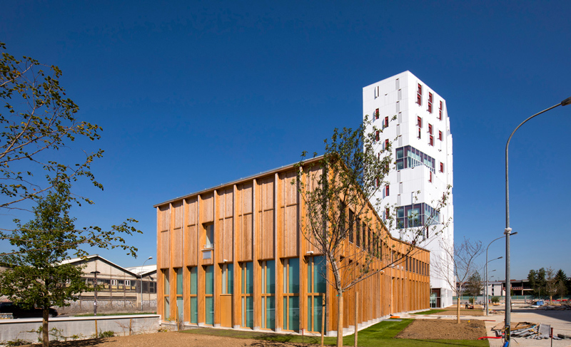 L'Espace associatif et culturel, façade sud